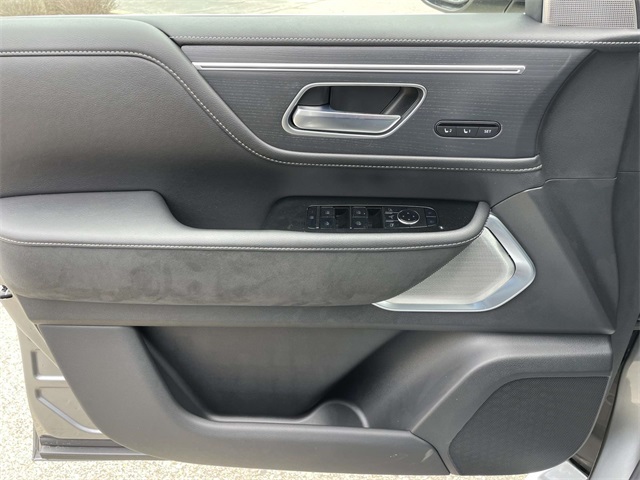 2025 Infiniti QX80 Sensory photo 25