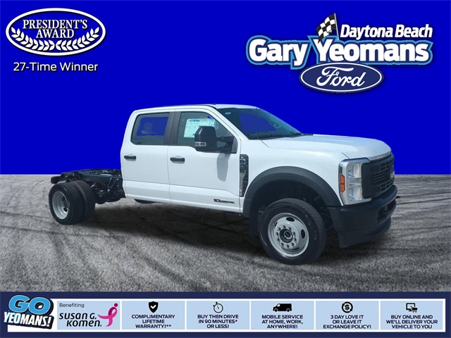 2025 Ford F-450 Super Duty Chassis Cab XL's photo