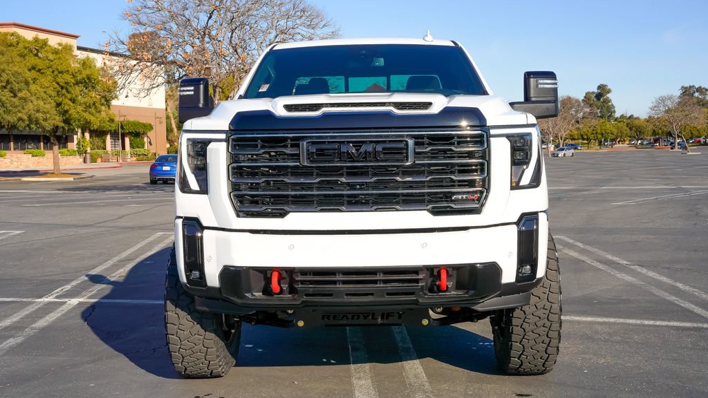2025 Gmc Sierra 2500 HD AT4 photo 3