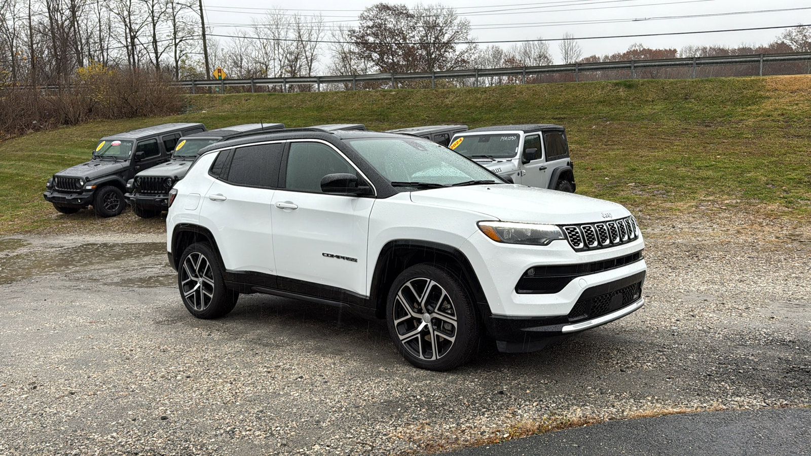 2024 Jeep Compass Limited photo 2