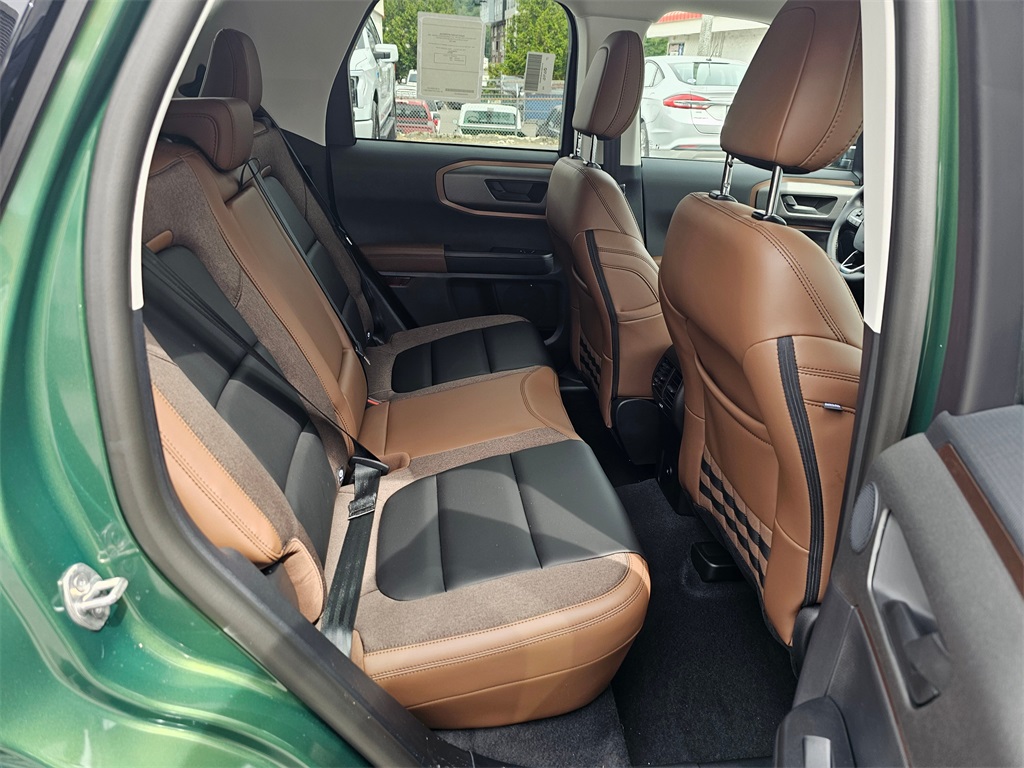 2025 Ford Bronco Sport Outer Banks photo 12