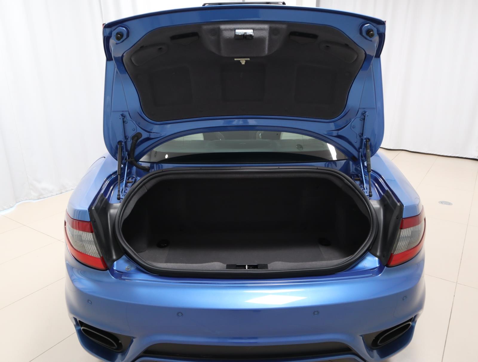 2018 Maserati Granturismo Sport photo 11