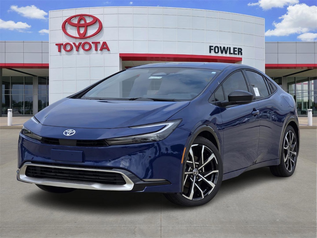 2025 Toyota Prius XSE's photo