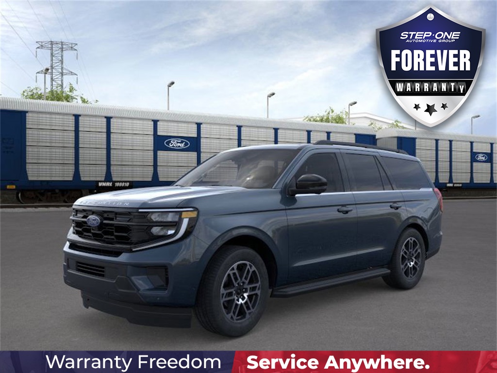 2025 Ford Expedition Active's photo