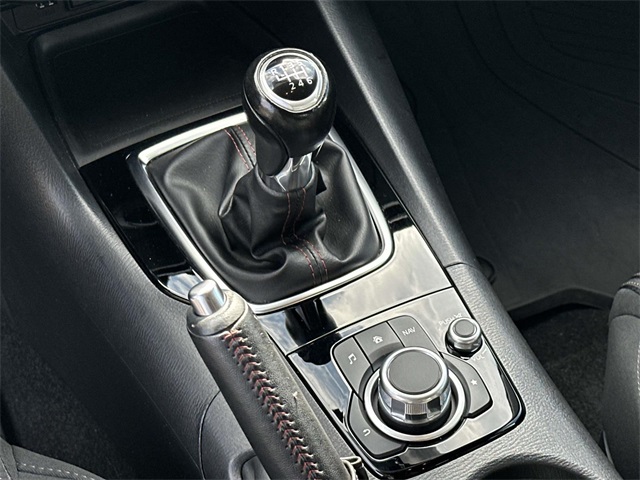 2015 Mazda Mazda3 Touring photo 19