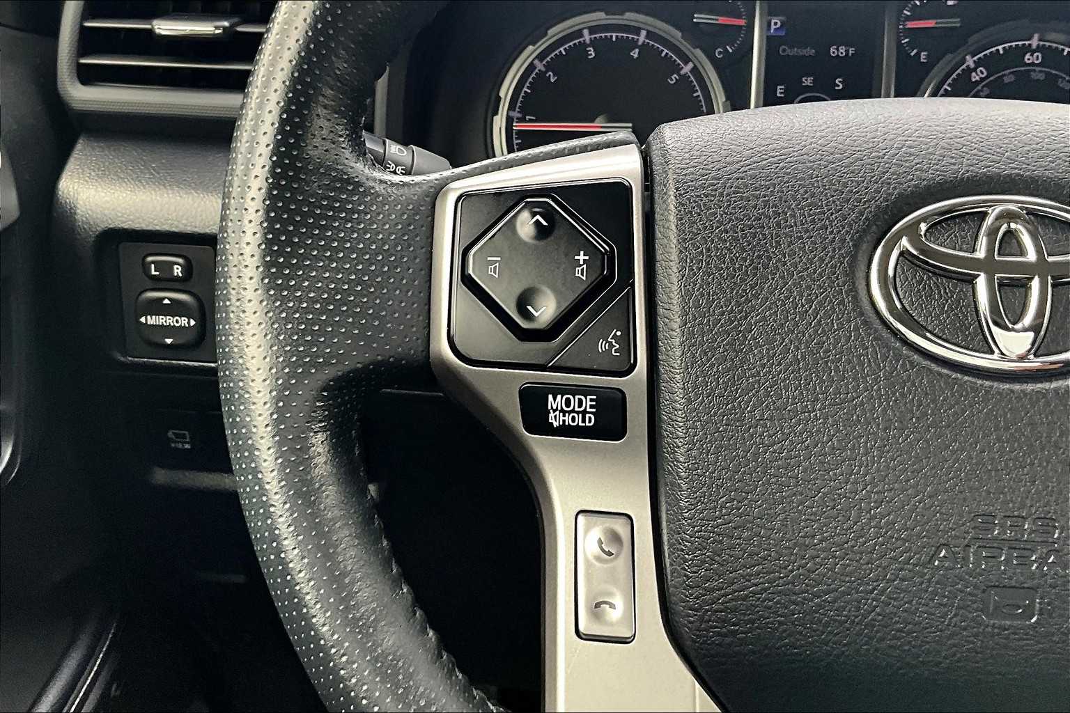 2023 Toyota 4Runner Limited 4WD photo 22