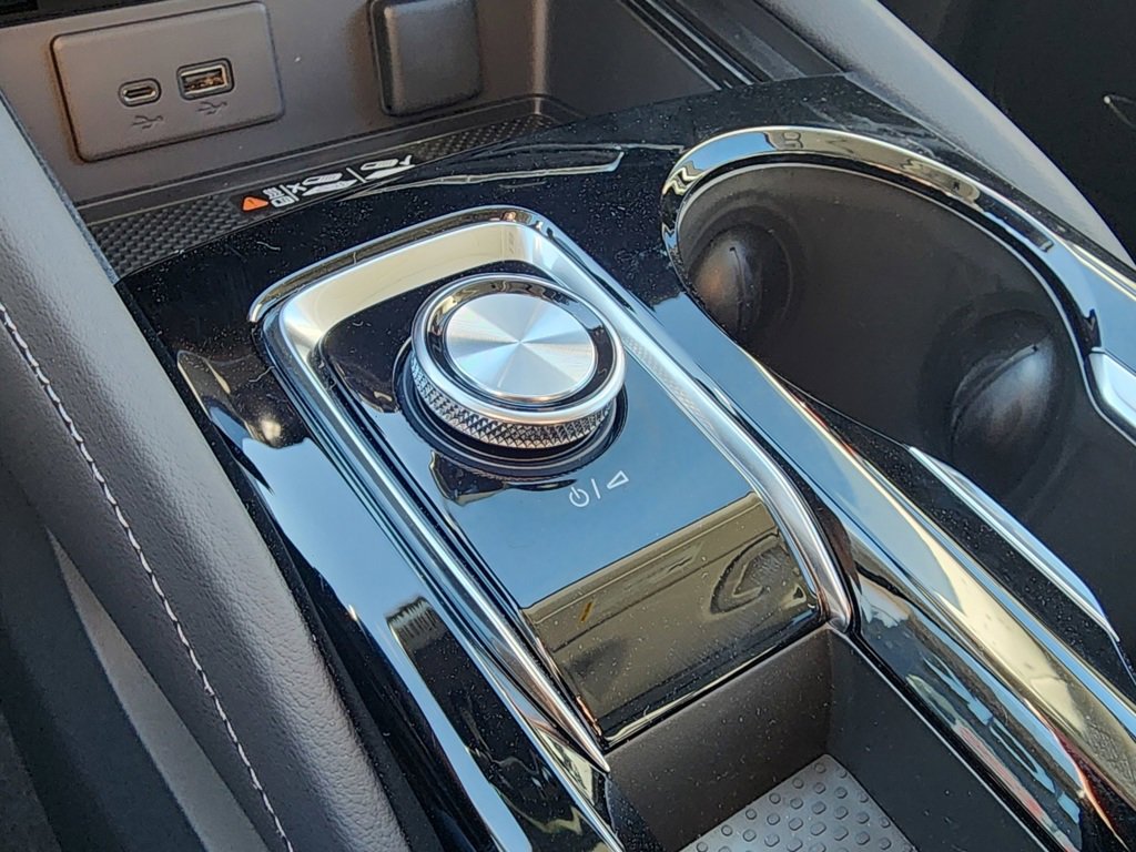 2025 Buick Envision Avenir photo 31