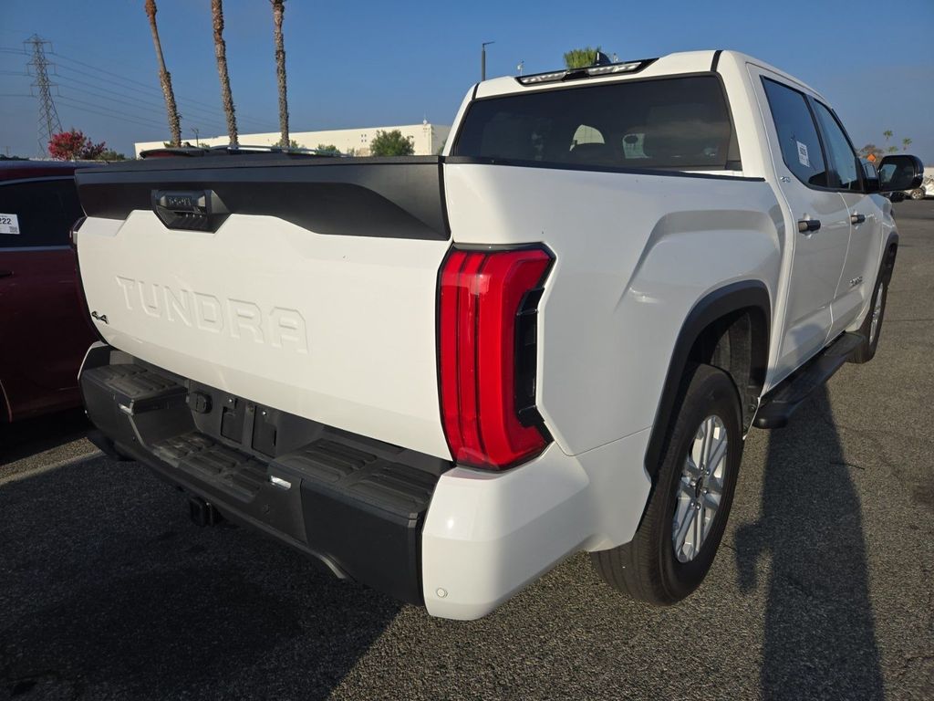 2024 Toyota Tundra SR5 photo 3