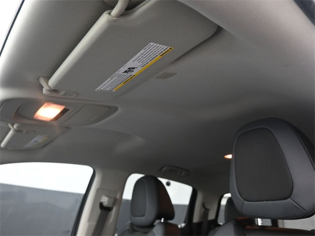 2018 Chevrolet Colorado Z71 photo 2