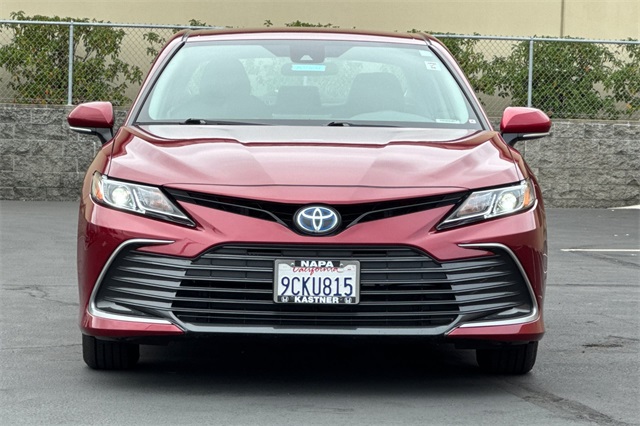 2022 Toyota Camry Hybrid LE photo 8