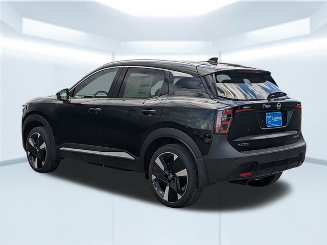 2025 Nissan Kicks SR photo 3