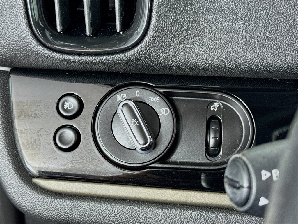 2023 Mini Cooper S ALL4 photo 10