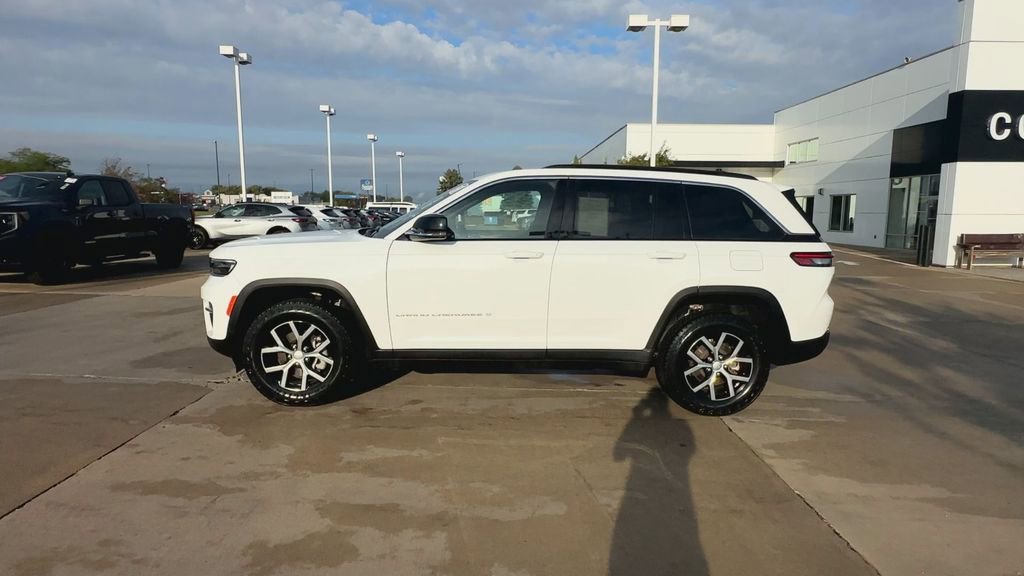 2024 Jeep Grand Cherokee Limited photo 4