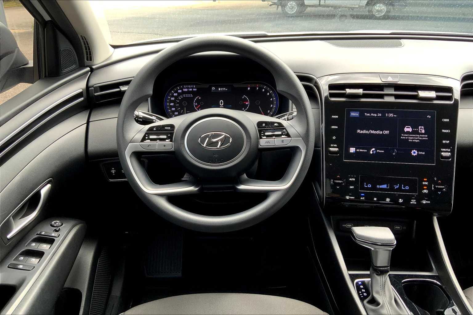 2024 Hyundai Tucson SEL photo 3