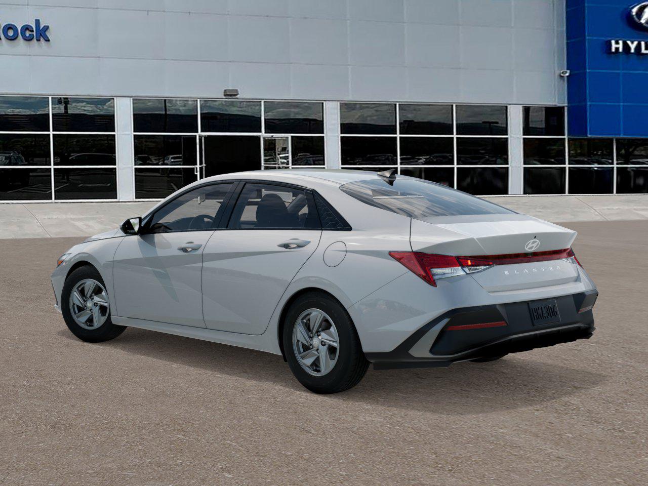 2026 Hyundai Elantra SE photo 3