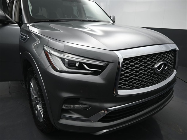 2019 Infiniti QX80 Luxe photo 15