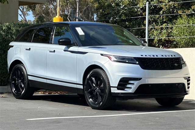 2025 Land Rover Range Rover Velar SE photo 6