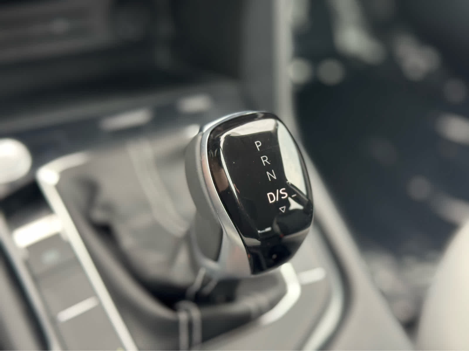 2025 Volkswagen Taos S photo 19