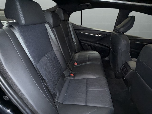 2025 Toyota Camry XSE photo 13