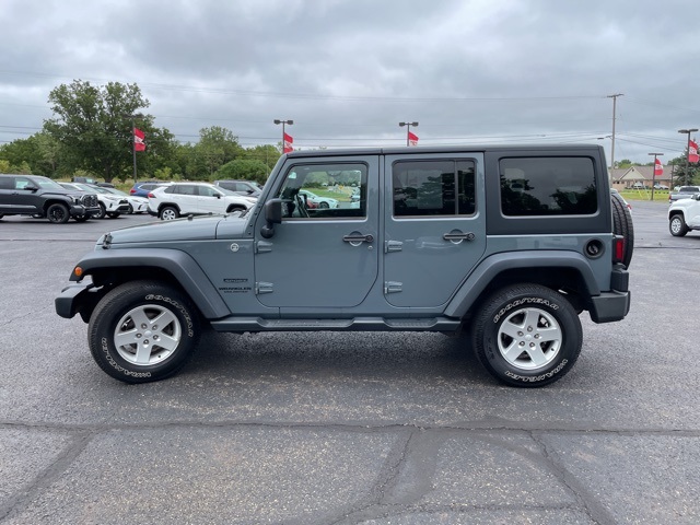 2014 Jeep Wrangler Unlimited Sport photo 2