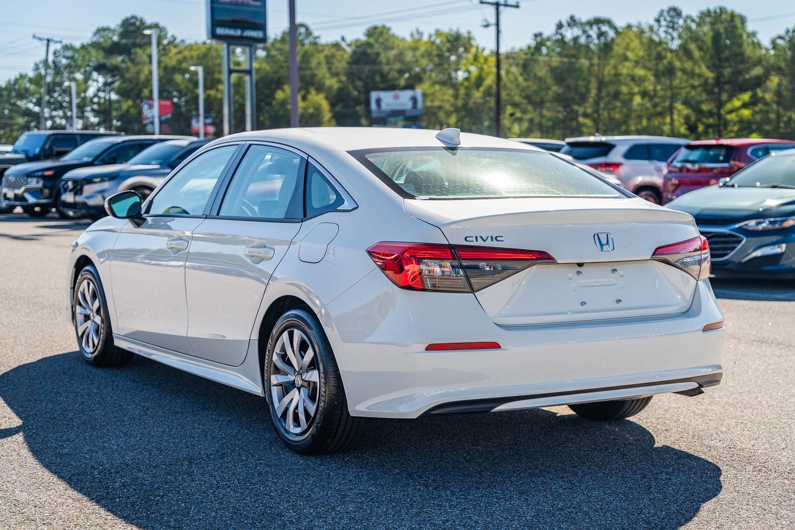 2024 Honda Civic LX photo 4