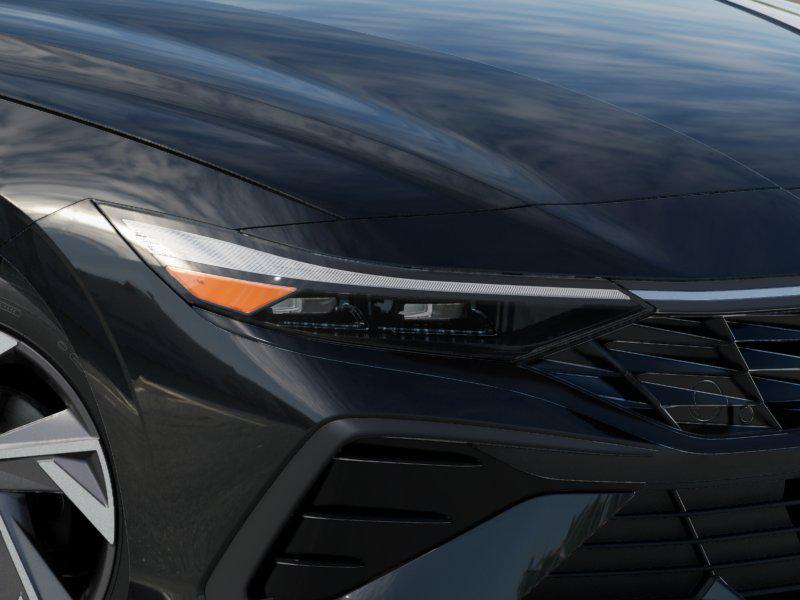 2025 Hyundai Elantra Hybrid Limited photo 8