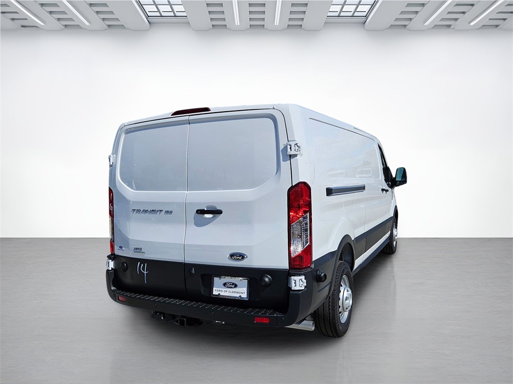 2025 Ford Transit photo 4