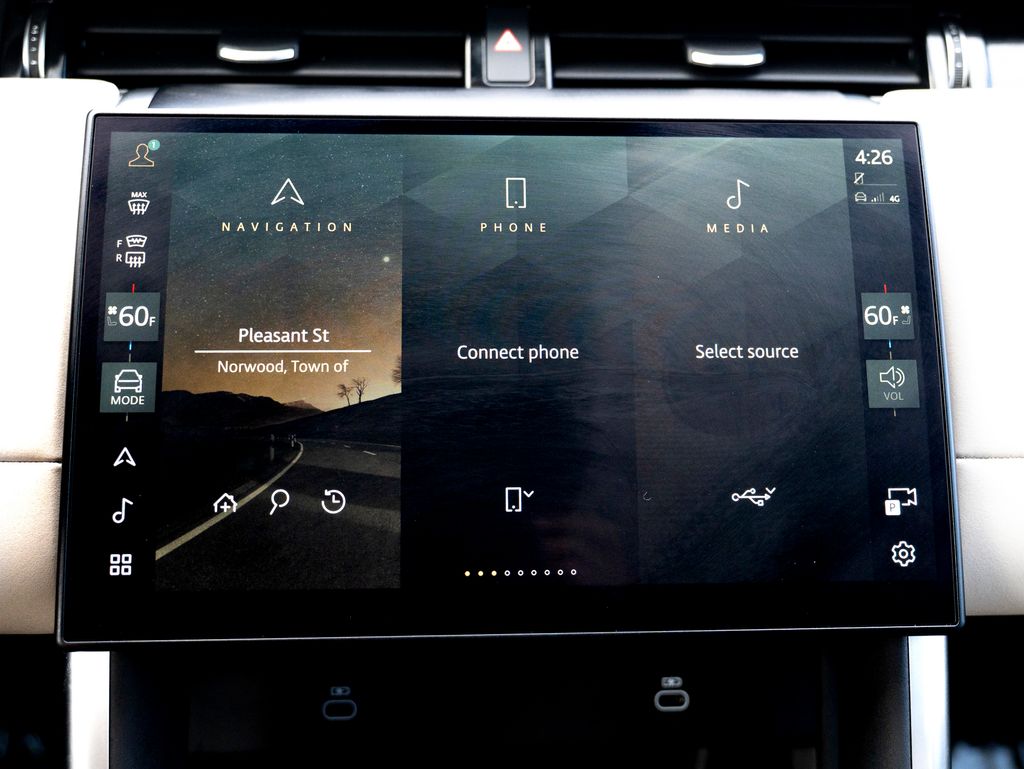 2024 Land Rover Discovery Sport S photo 20