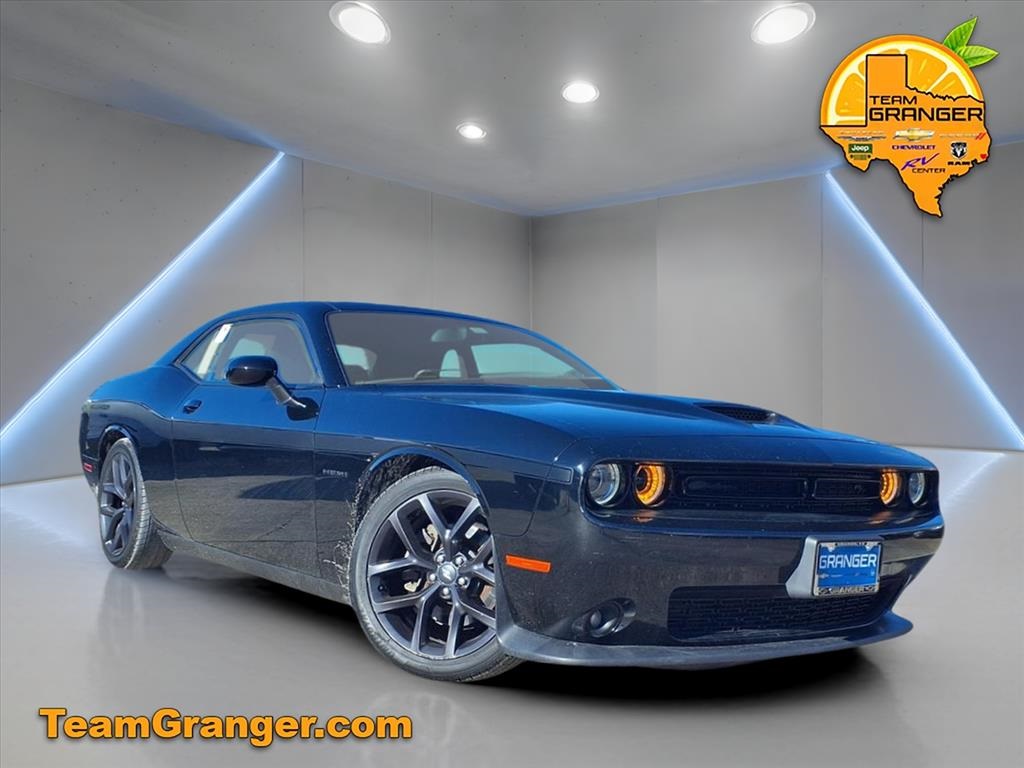 2020 Dodge Challenger R/T's photo