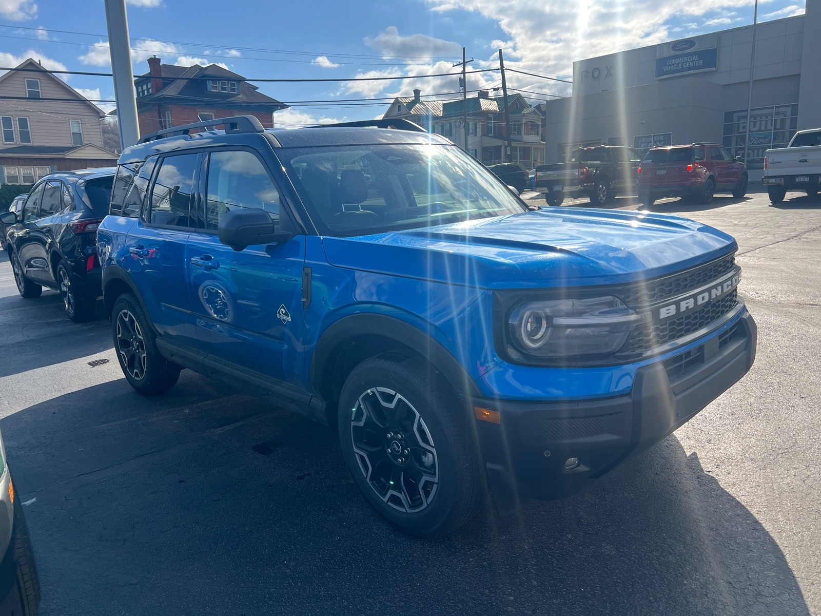 2025 Ford Bronco Sport Outer Banks photo 2