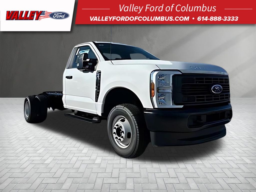 2026 Ford F-350 Super Duty Chassis Cab