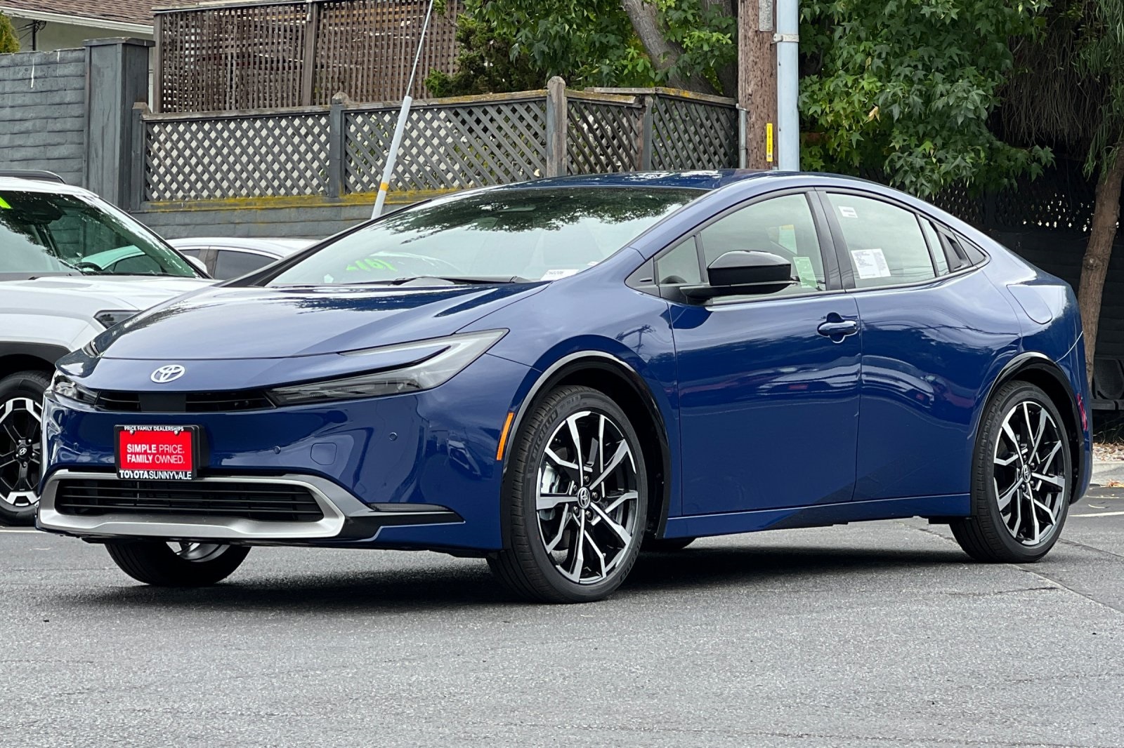 2026 Toyota Prius Prime photo 2