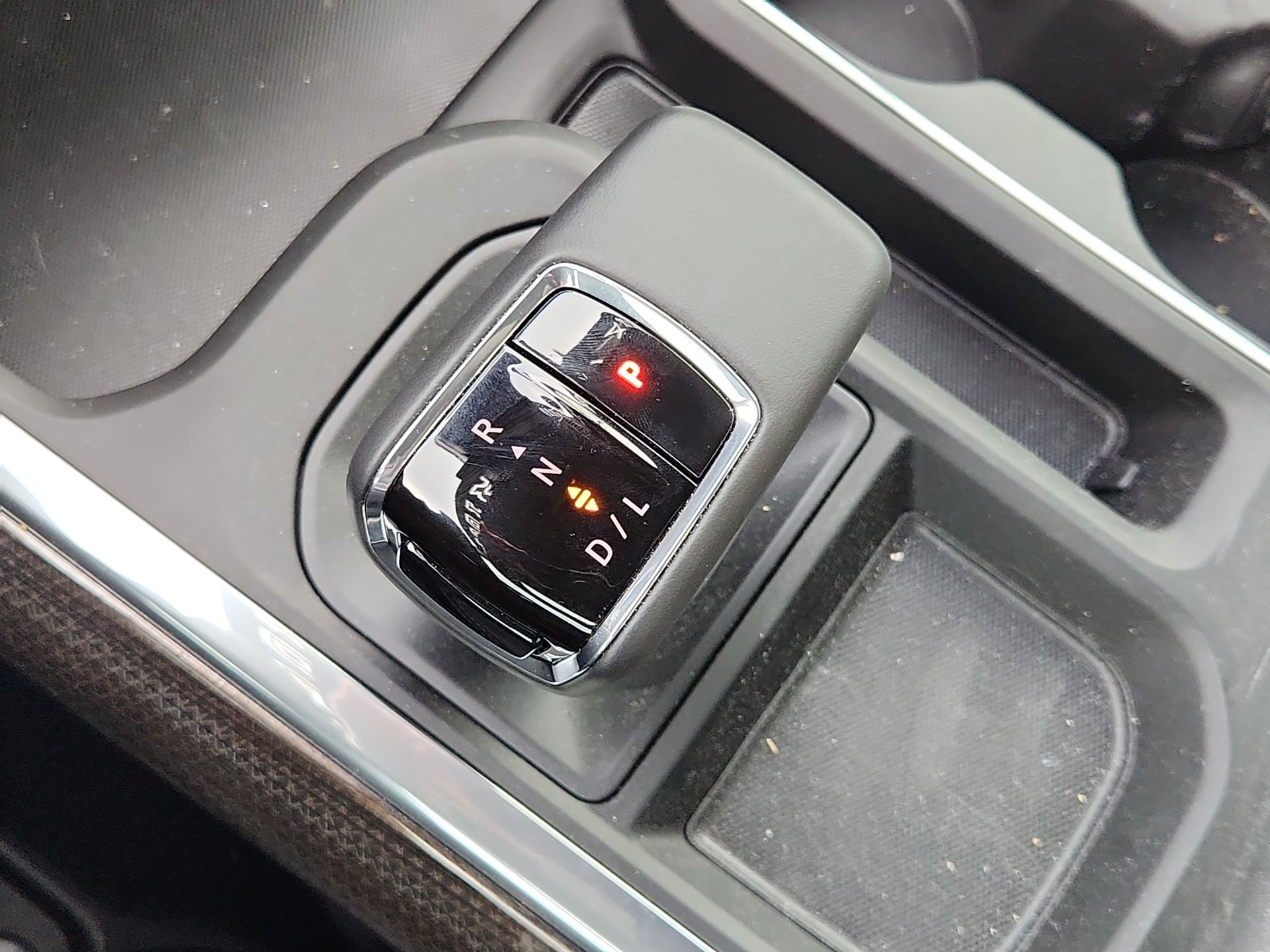 2025 Chevrolet Silverado 1500 RST photo 14