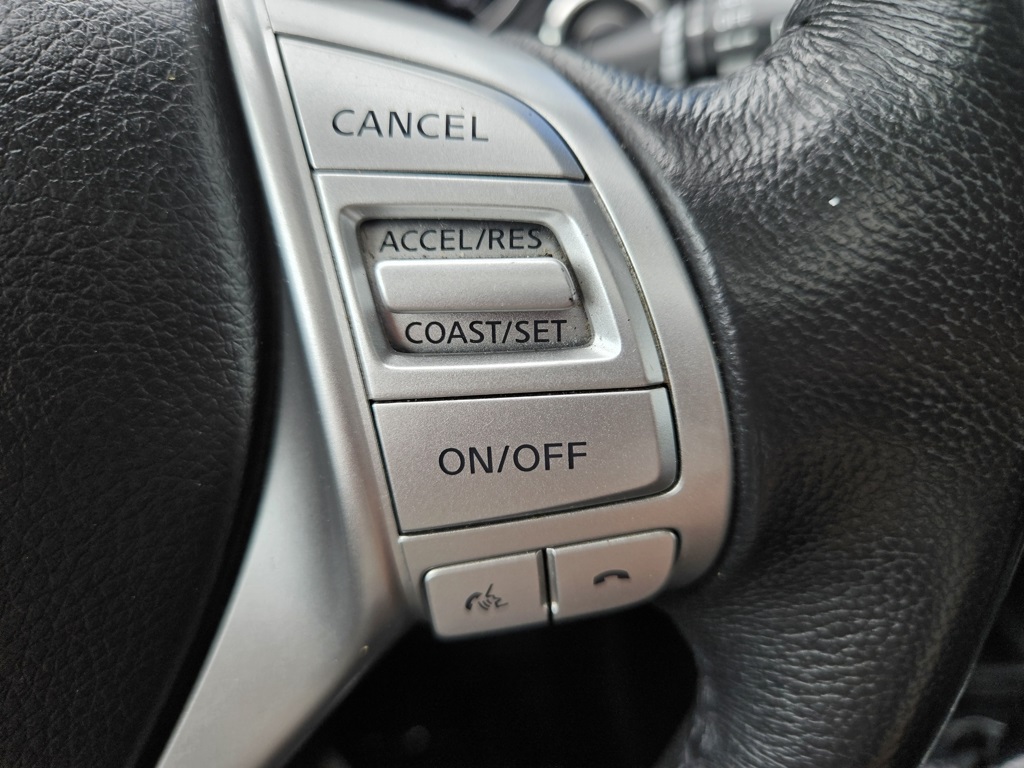 2016 Nissan Rogue SL photo 26