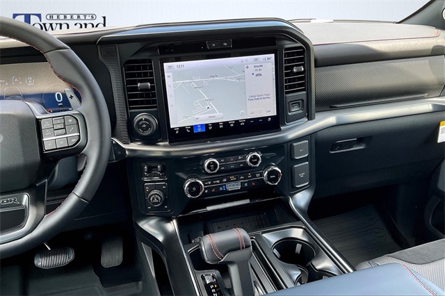 2025 Ford F-150 Raptor photo 7