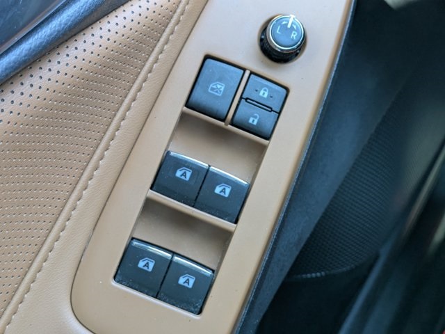 2022 Toyota Avalon Touring photo 22