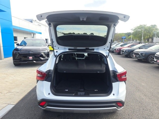 2024 Chevrolet Trax LT photo 24