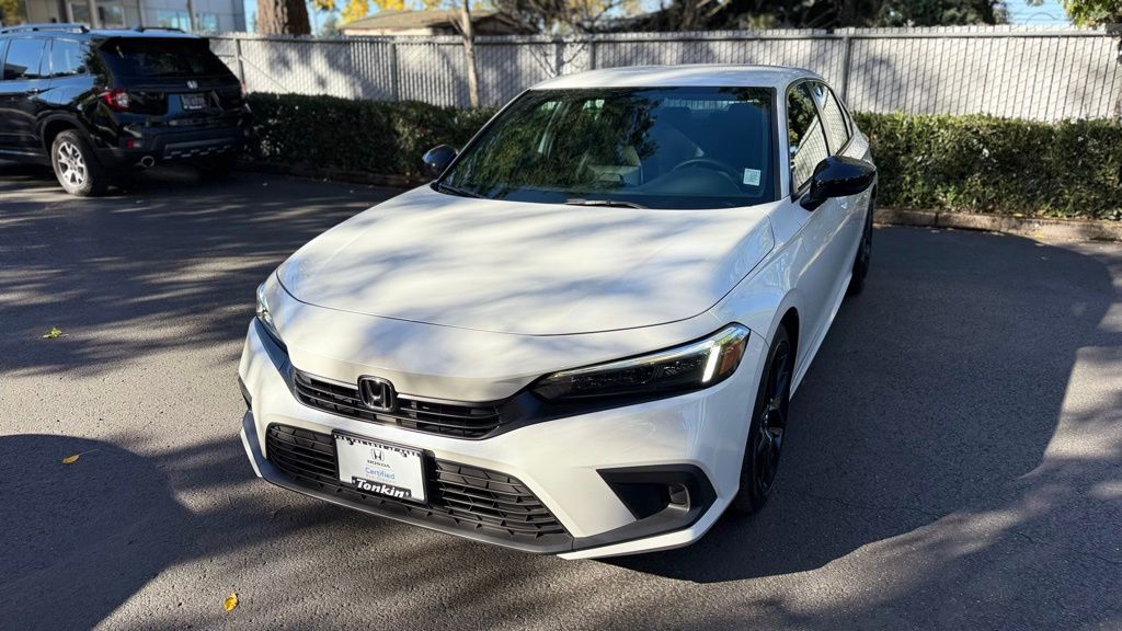 2022 Honda Civic Sport photo 3