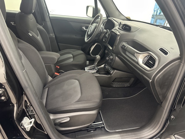 2021 Jeep Renegade Latitude photo 7