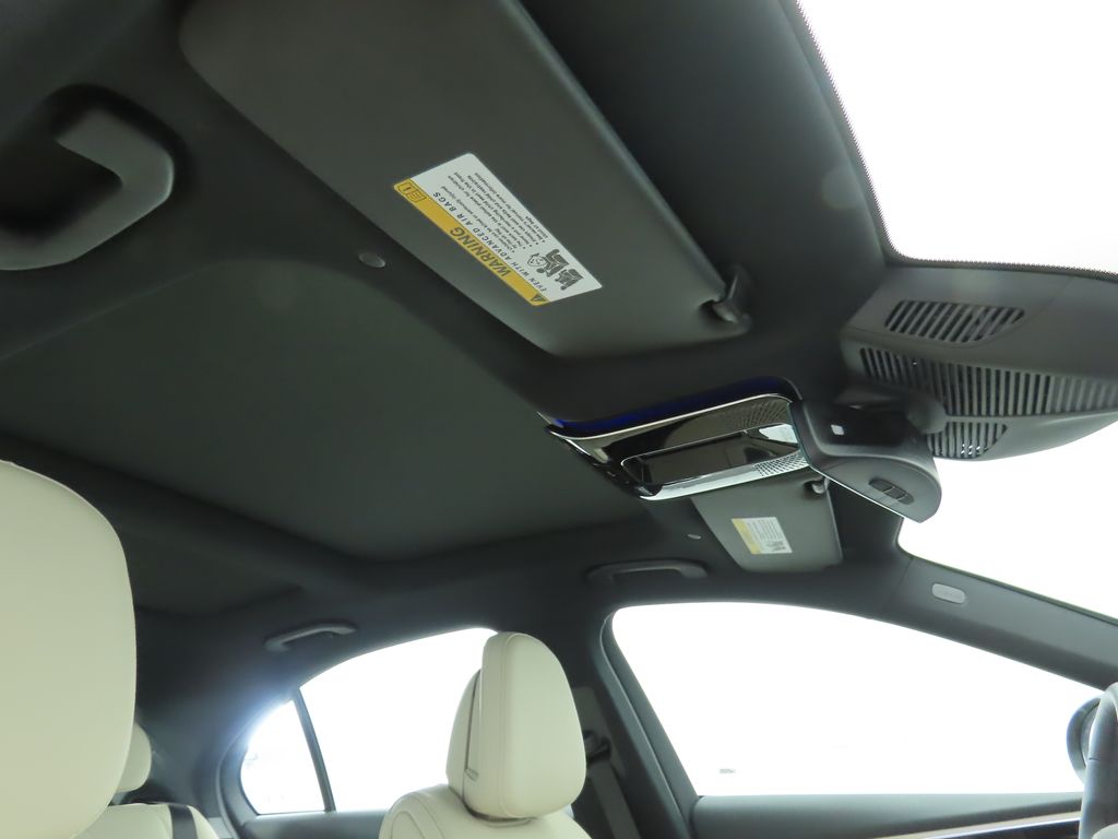 2025 Mercedes Benz C 300 photo 18
