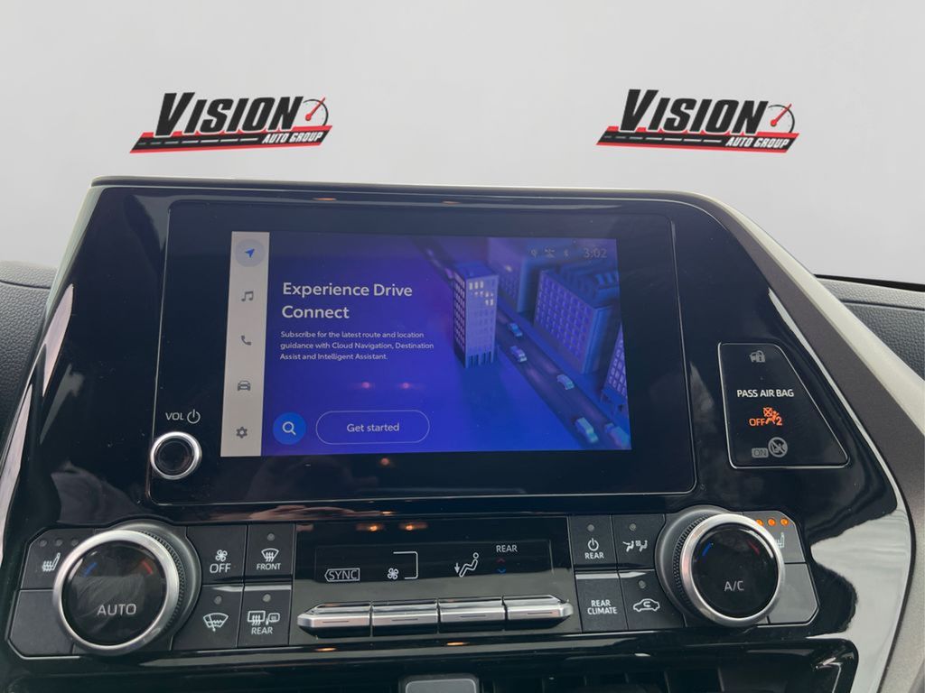 2023 Toyota Highlander XLE photo 28