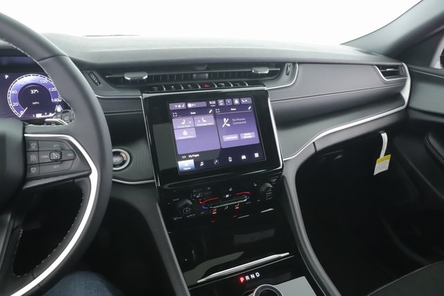 2025 Jeep Grand Cherokee Altitude photo 26