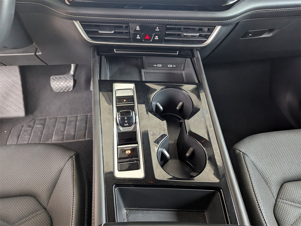 2024 Volkswagen Atlas SE Technology photo 26