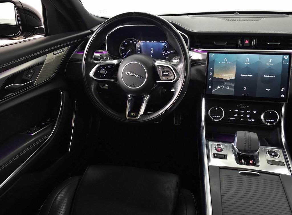 2022 Jaguar XF R-Dynamic SE photo 17
