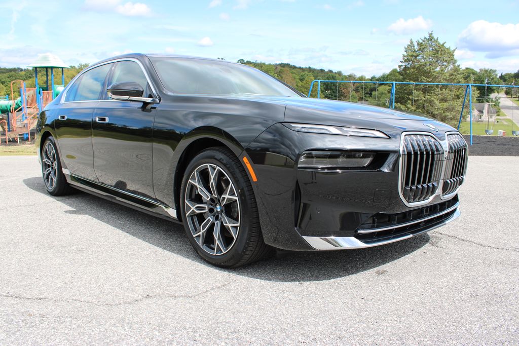 2026 Bmw i7 xDrive60 photo 2