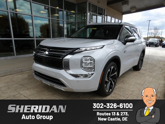 2025 Mitsubishi Outlander Plug-in Hybrid SEL's photo