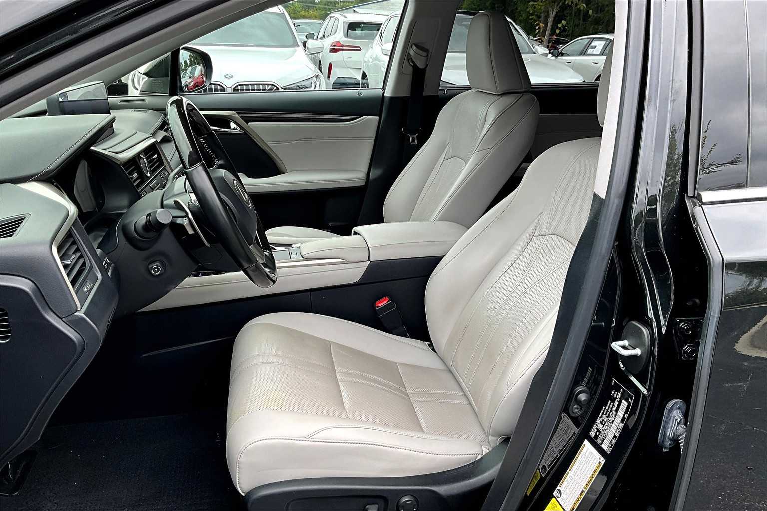2021 Lexus RX Luxury AWD photo 7