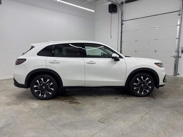 2026 Honda HR-V EX-L photo 4