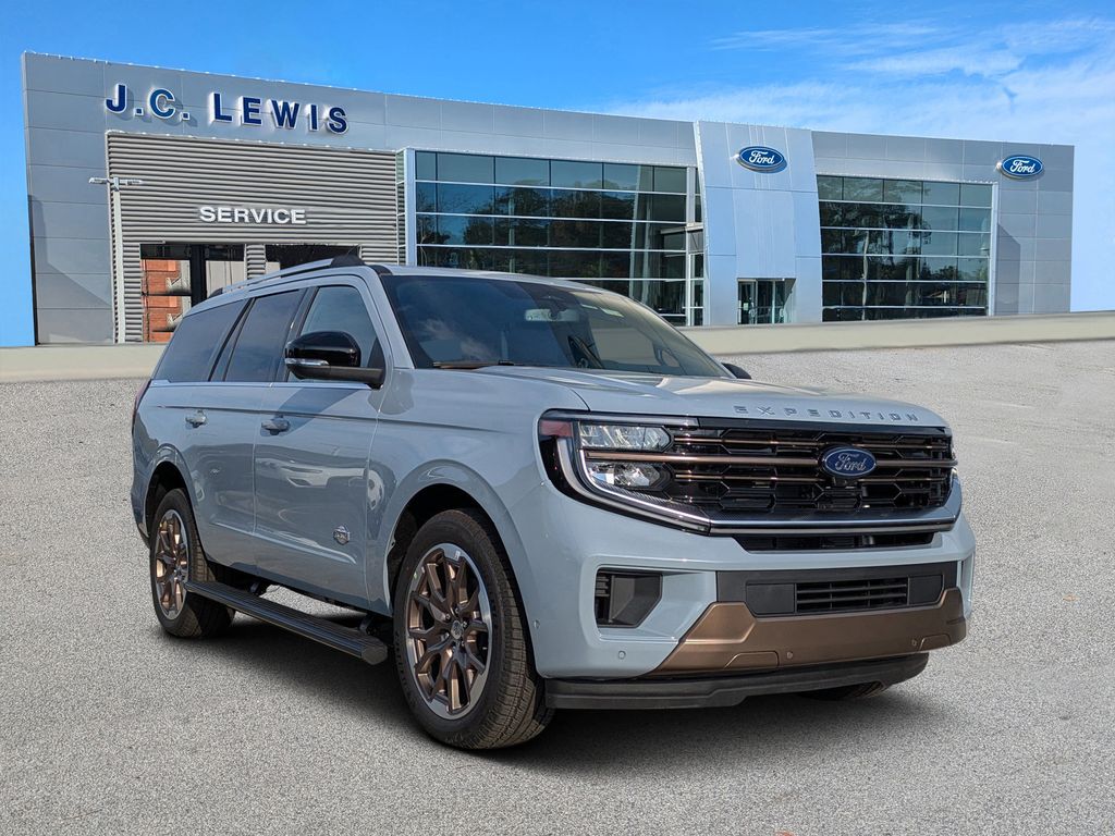 2025 Ford Expedition King Ranch's photo