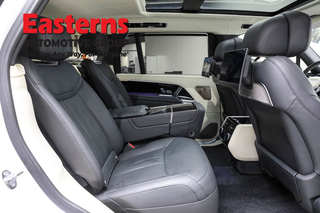 2024 Land Rover Range Rover Autobiography photo 20